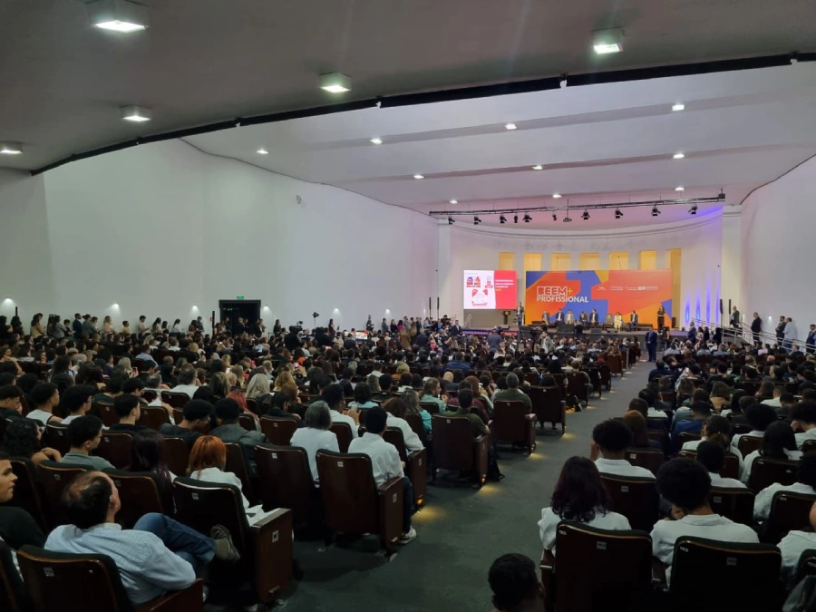 CEISE Br prestigia lançamento do selo Empesa do BEEM